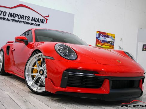 Used 2021 Porsche 911 Turbo S image 30