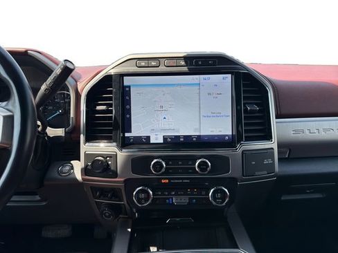 Used 2022 Ford F350 Platinum AWD/4WD image 17