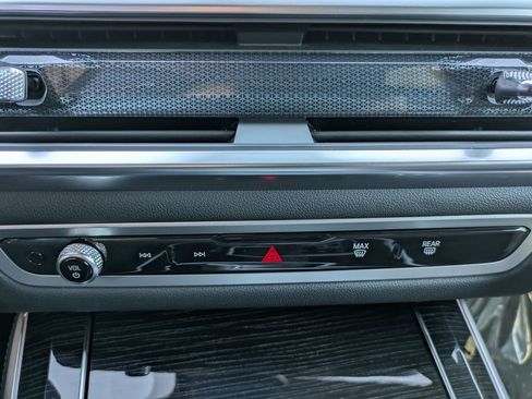 New 2026 BMW X5 xDrive50e w/ M Sport Package image 27