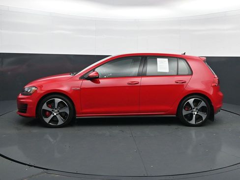 Used 2017 Volkswagen GTI SE FWD image 4