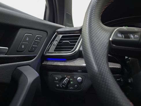 Used 2023 Audi SQ5 Prestige w/ Prestige Package image 28