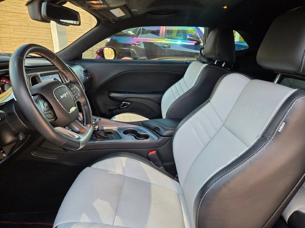 Used 2023 Dodge Challenger SRT Hellcat RWD image 9