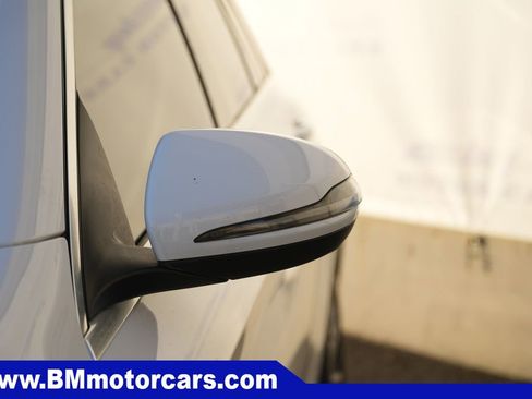Used 2022 Mercedes-Benz GLC 300 4MATIC w/ Premium Package Lite image 12