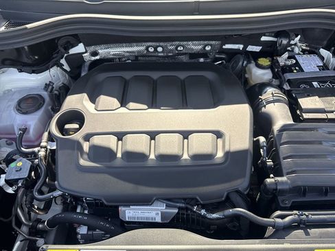 New 2025 Volkswagen Tiguan S image 13