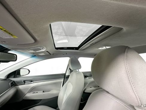Used 2019 Hyundai Elantra Value Edition FWD image 18