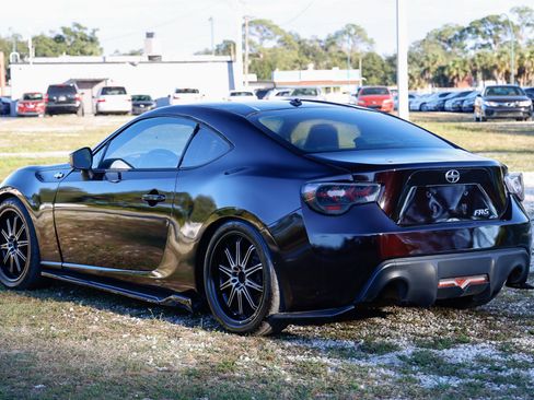 Used 2013 Scion FR-S image 5