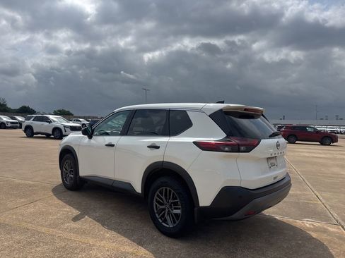 Certified 2023 Nissan Rogue S FWD image 15