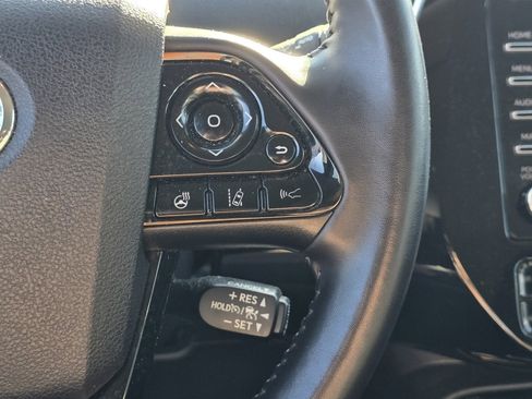 Used 2022 Toyota Prius image 24