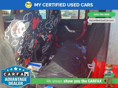 Used 2017 Jeep Wrangler Unlimited Sahara w/ Dual Top Group image 12