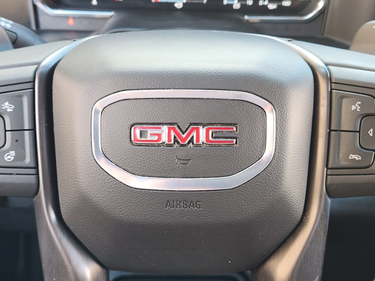 Used 2025 GMC Sierra 1500 AT4 w/ AT4 Premium Package AWD/4WD image 52