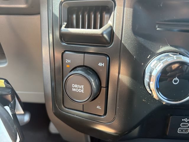 Used 2025 Ford F150 XLT w/ Equipment Group 301A Standard AWD/4WD image 32