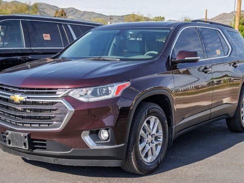 Used 2020 Chevrolet Traverse LT AWD/4WD image 5