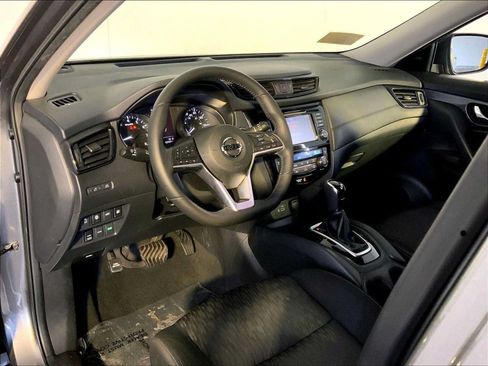 Used 2019 Nissan Rogue SV AWD/4WD image 4