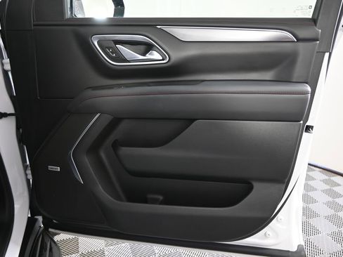 Used 2023 Chevrolet Tahoe RST AWD/4WD image 12