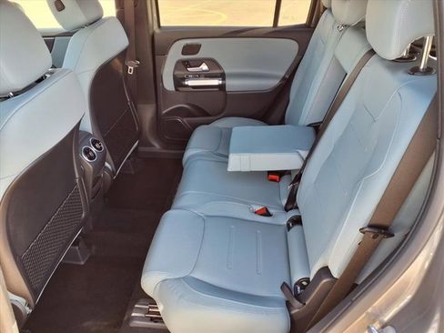 New 2026 Mercedes-Benz GLB 250 image 17