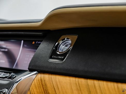 Used 2019 Rolls-Royce Cullinan AWD/4WD image 80