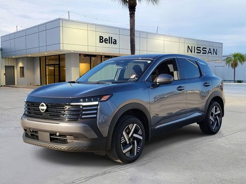 Certified 2025 Nissan Kicks SV FWD image 11