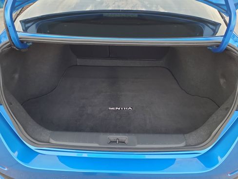 Used 2024 Nissan Sentra SR w/ SR Premium Package image 29