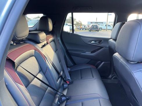 New 2026 Chevrolet Equinox RS image 10