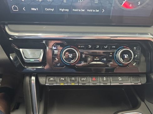 Used 2025 GMC Sierra 1500 Denali Ultimate image 44