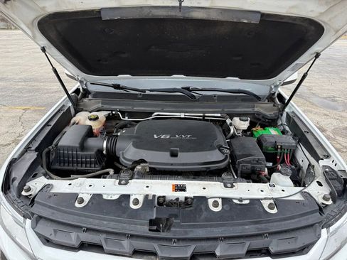 Used 2022 Chevrolet Colorado LT w/ Luxury Package image 29