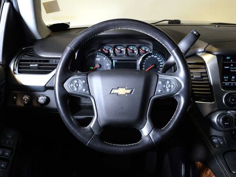 Used 2020 Chevrolet Tahoe Premier AWD/4WD image 15