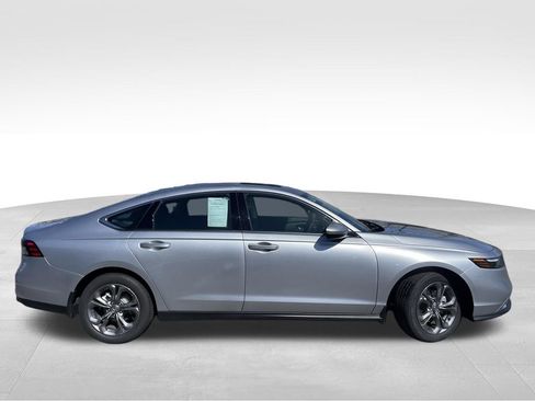 Used 2024 Honda Accord EX image 6