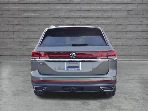 New 2026 Volkswagen Atlas SE FWD image 4
