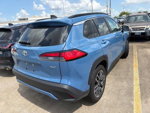 Used 2026 Toyota Corolla Cross XLE FWD image 5