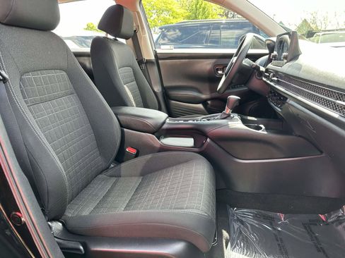 Used 2023 Honda HR-V LX image 26