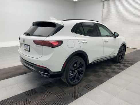 Certified 2025 Buick Envision Sport Touring image 9