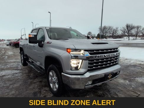 Used 2023 Chevrolet Silverado 3500 LTZ image 9