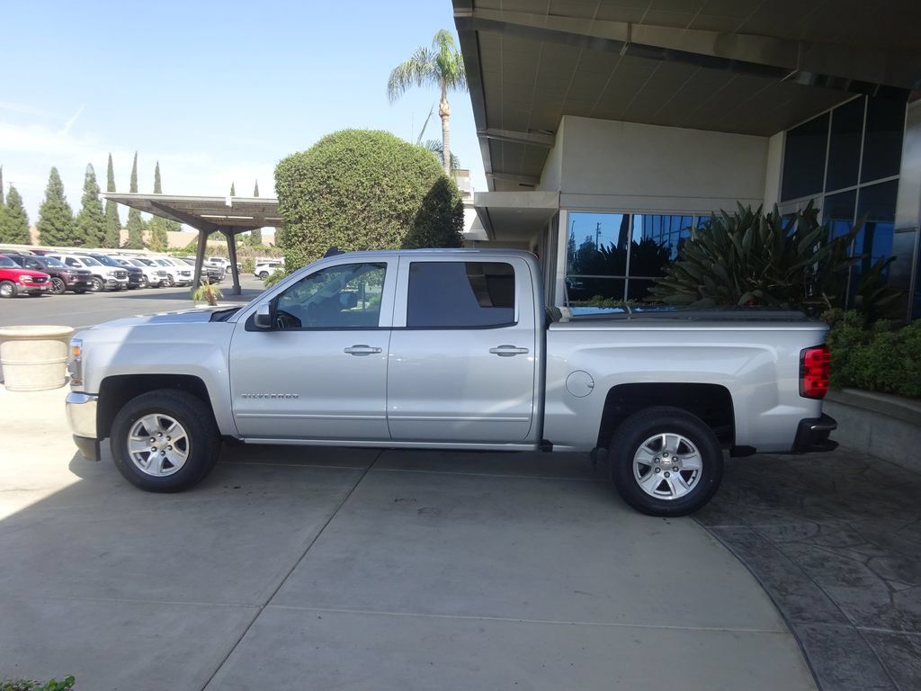 Used 2018 Chevrolet Silverado 1500 LT w/ All Star Edition RWD image 4