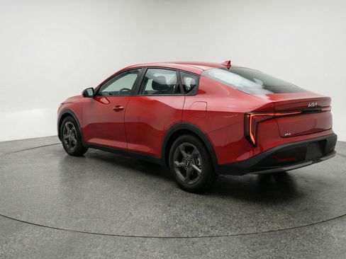 Used 2025 Kia K4 FWD image 6
