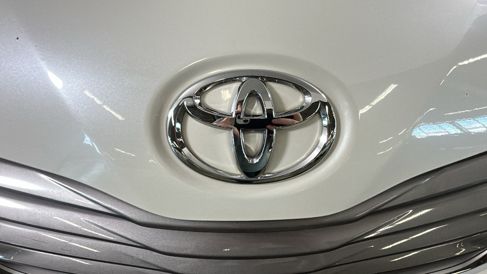 Used 2015 Toyota Sienna XLE Premium AWD/4WD image 10