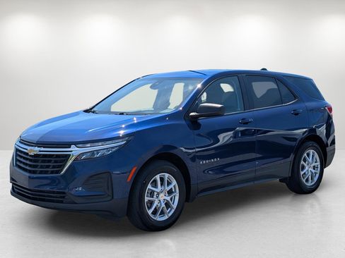 Used 2023 Chevrolet Equinox LS w/ LPO, Cargo Package image 1
