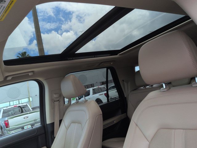 Certified 2024 Ford Expedition Max Limited RWD image 23