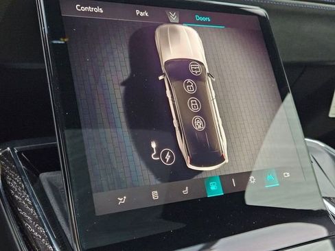 New 2026 Cadillac Escalade IQ Sport 1 w/ LPO, ONYX Package image 21