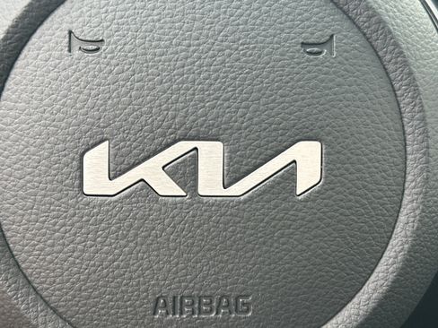 New 2026 Kia Seltos S image 28