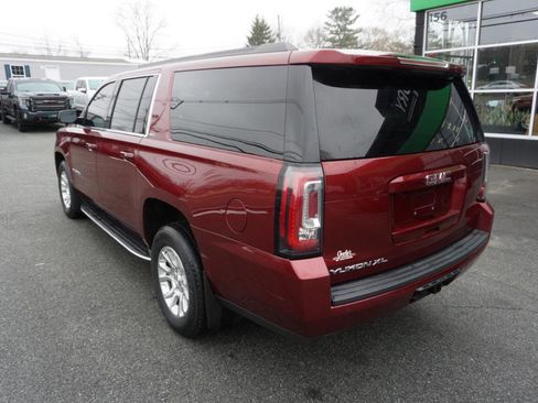 Used 2019 GMC Yukon XL SLT w/ Open Road Package AWD/4WD image 5
