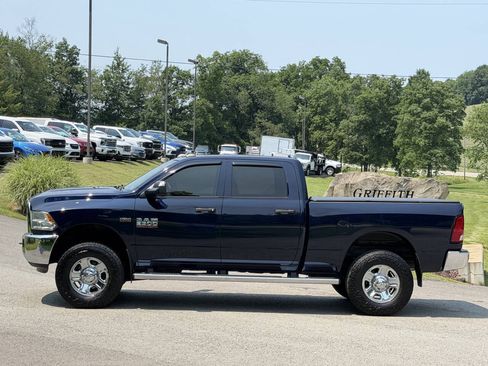 Used 2018 RAM 2500 Tradesman w/ Chrome Appearance Group AWD/4WD image 3