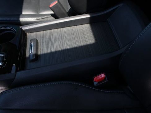 Used 2019 Honda Pilot Touring image 24
