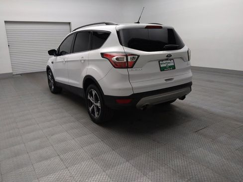Used 2017 Ford Escape SE w/ Equipment Group 201A FWD image 5