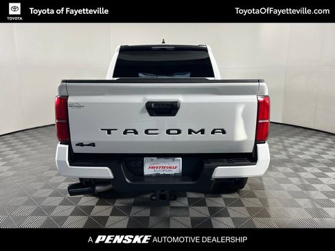 Used 2026 Toyota Tacoma SR5 AWD/4WD image 4