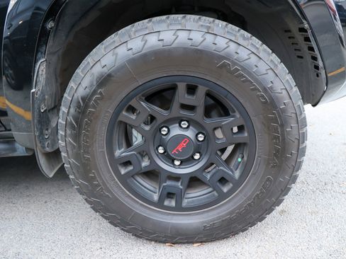 Used 2023 Toyota 4Runner TRD Off-Road Premium w/ Off Road Premium Plus Package image 14