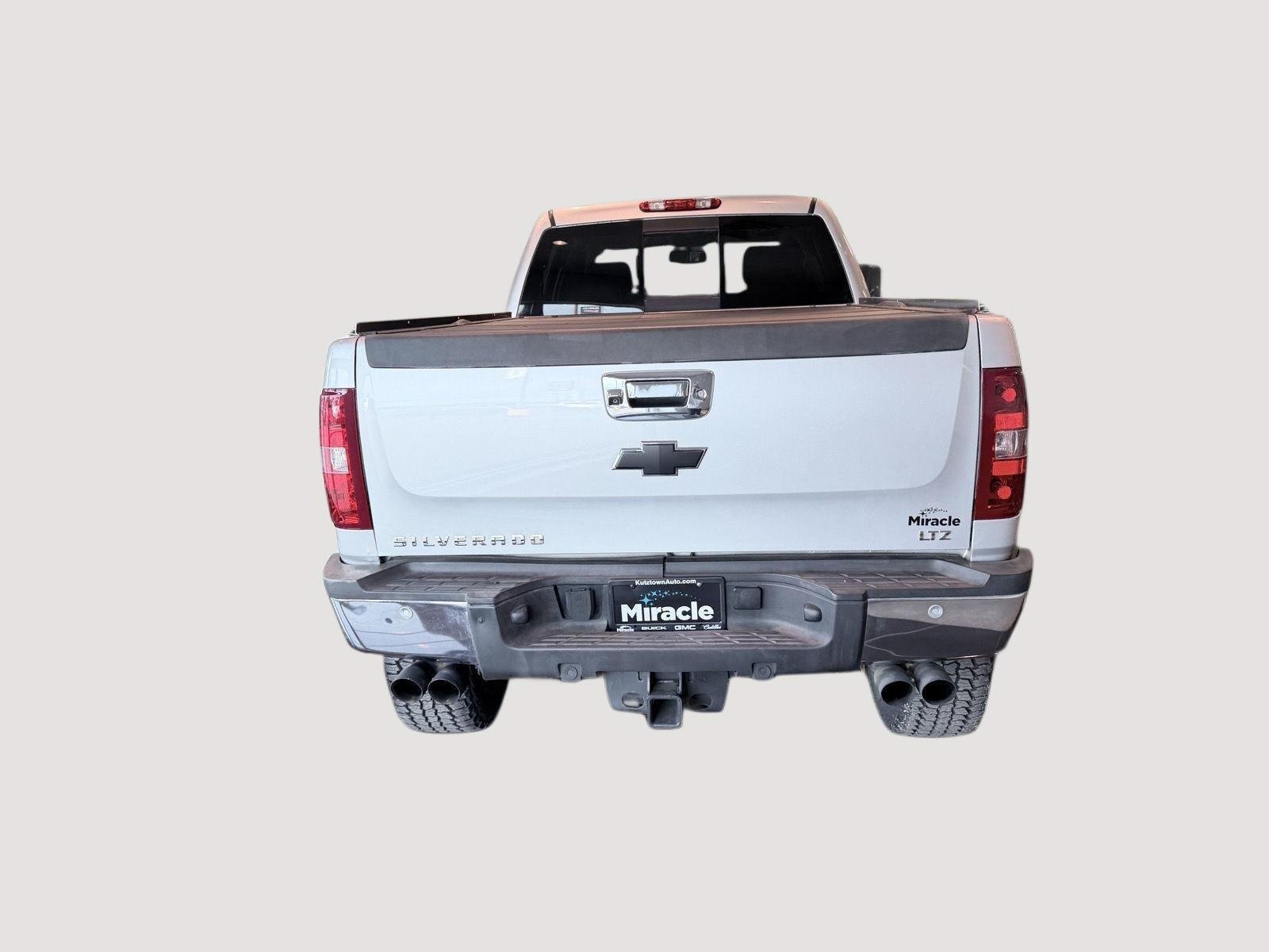 Used 2014 Chevrolet Silverado 2500 LTZ w/ LTZ Plus Package AWD/4WD image 14