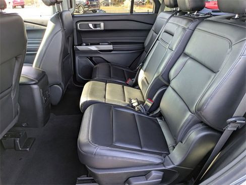 Used 2023 Ford Explorer XLT w/ Equipment Group 202A image 27