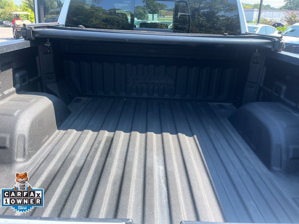 Used 2022 Chevrolet Silverado 1500 High Country AWD/4WD image 23