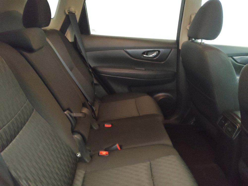 Used 2018 Nissan Rogue S AWD/4WD image 19