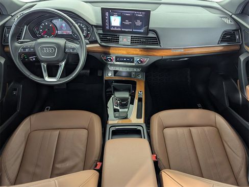 Used 2021 Audi Q5 2.0T Premium w/ Convenience Package image 15